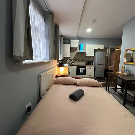 Central London - Ground Floor 2 Bedrooms Apartment Buitenkant foto