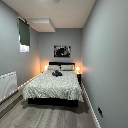 Central London - Ground Floor 2 Bedrooms Apartment Buitenkant foto