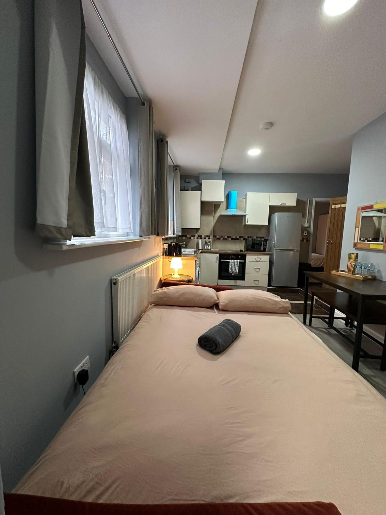 Central London - Ground Floor 2 Bedrooms Apartment Buitenkant foto