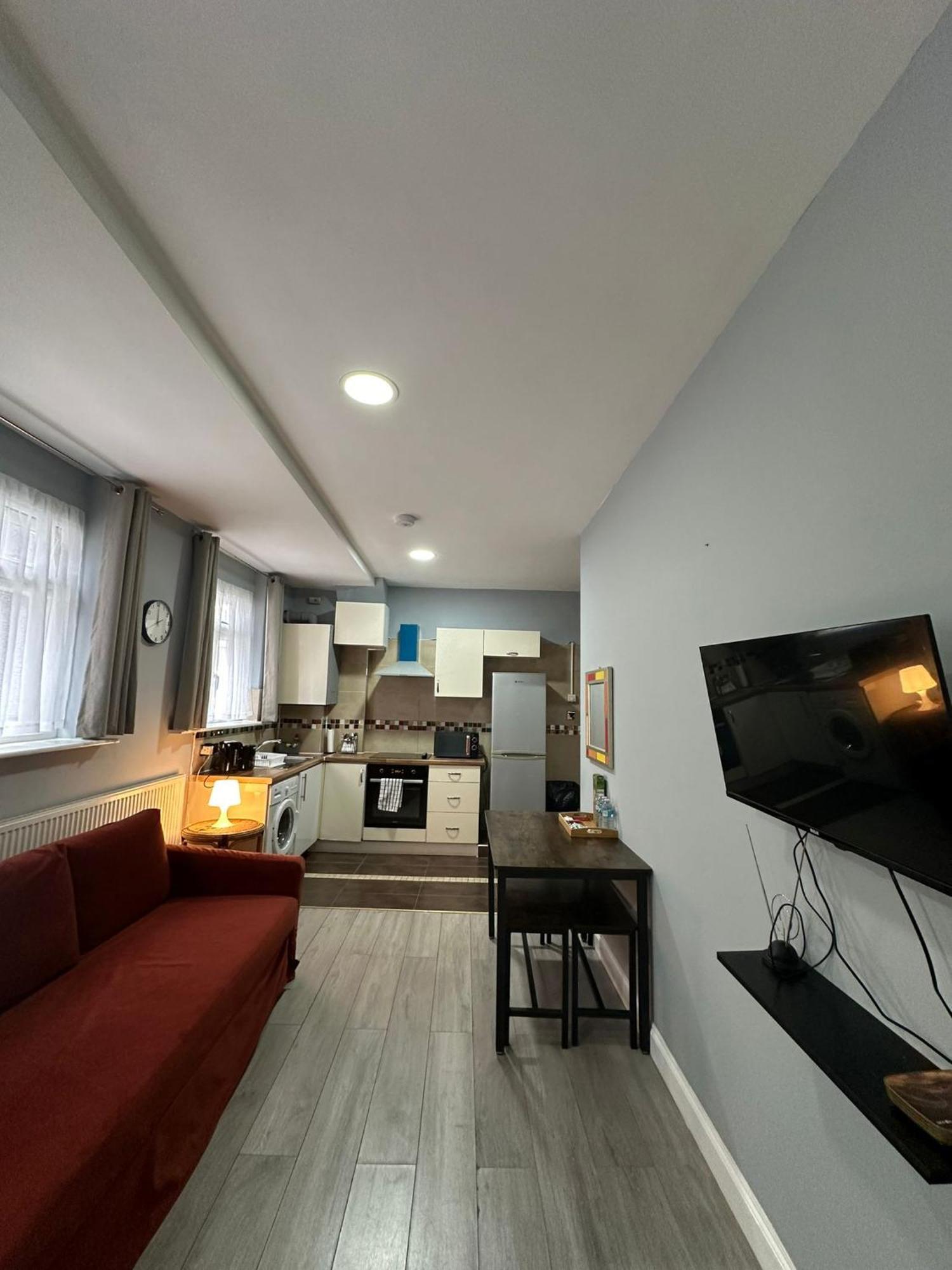 Central London - Ground Floor 2 Bedrooms Apartment Buitenkant foto