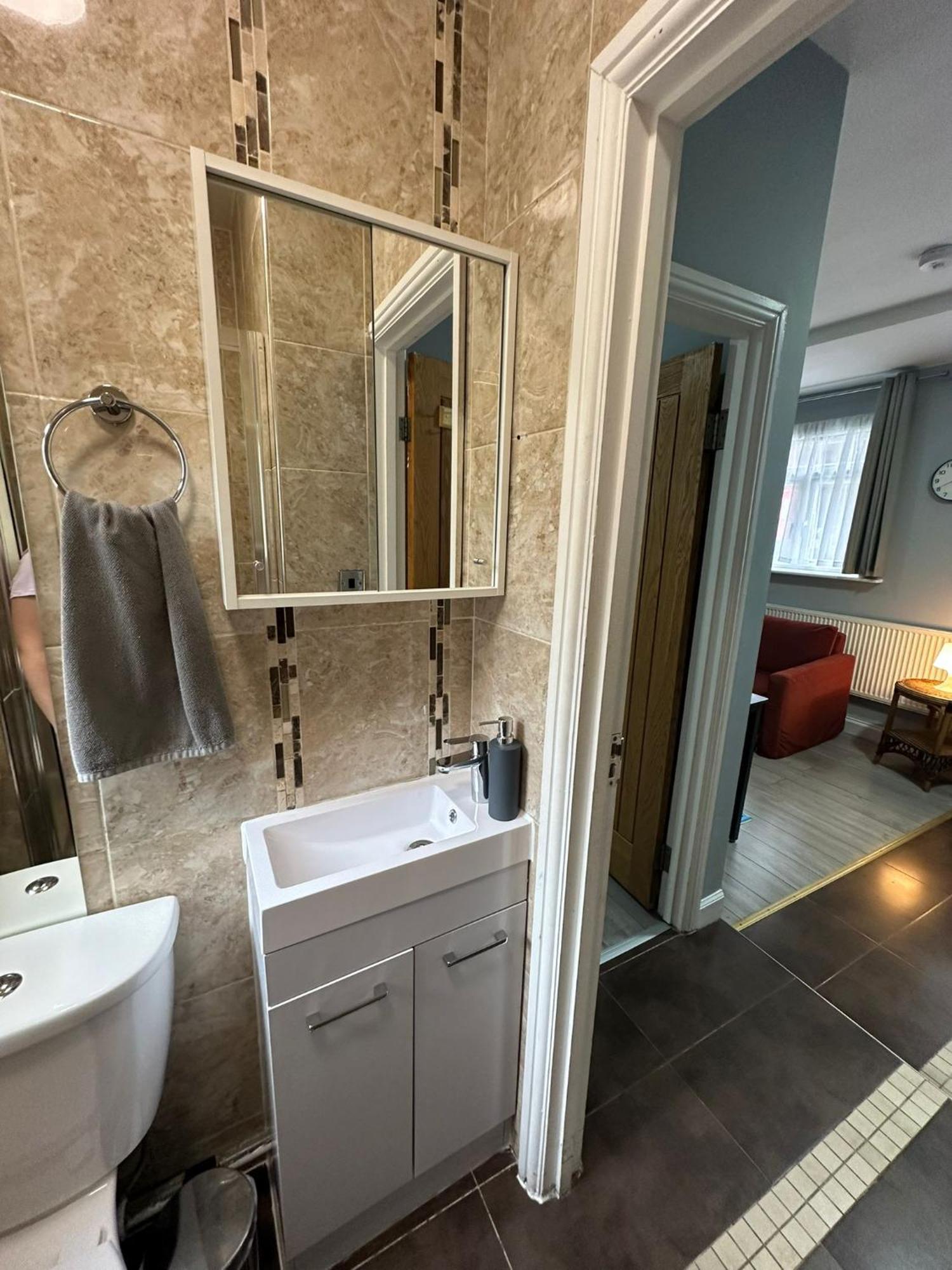 Central London - Ground Floor 2 Bedrooms Apartment Buitenkant foto